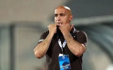 
کار سختی منصوریان برای انتخاب ترکیب آبی ها