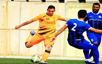 تمام تیم برای صعود به لیگ برتر تلاش می کنیم