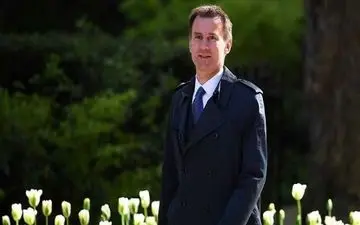 «جرمی هانت» حمله طرفدار ترامپ به خبرنگار انگلیسی را محکوم کرد