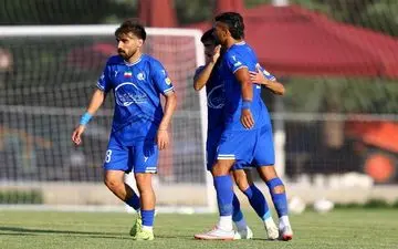 انتقاد ورمزیار از نقل‌ و انتقالات استقلال: تیم بی‌هدف بسته شده است