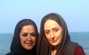 سلفی کمند امیرسلیمانی و ژیلا آل ارشاد، کنار دریا 