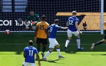 لیگ برتر انگلیس| برتری قاطع ولورهمپتون مقابل اورتون
