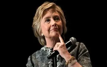 با اشاره به خروج آمریکا از برجام
کلینتون: اکنون ایران می‌تواند هرکاری که خواست انجام دهد