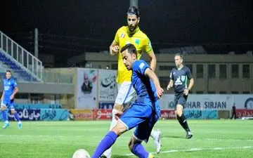 تساوی نفت و گل گهر در نیمه اول
