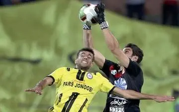  تا آخرین هفته با پرسپولیس رقابت می‌کنیم 