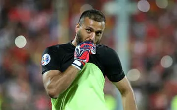 سوشا مکانی تمرینات نفت آبادان را ترک کرد