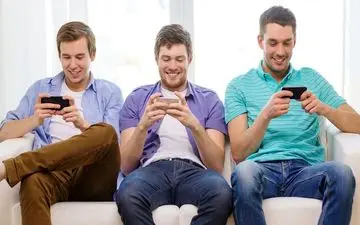 مضرات اعتیاد اینترنتی بر انسان