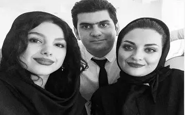 سلفی جوانه دلشاد به همراه لیلا ایرانی و همسرش