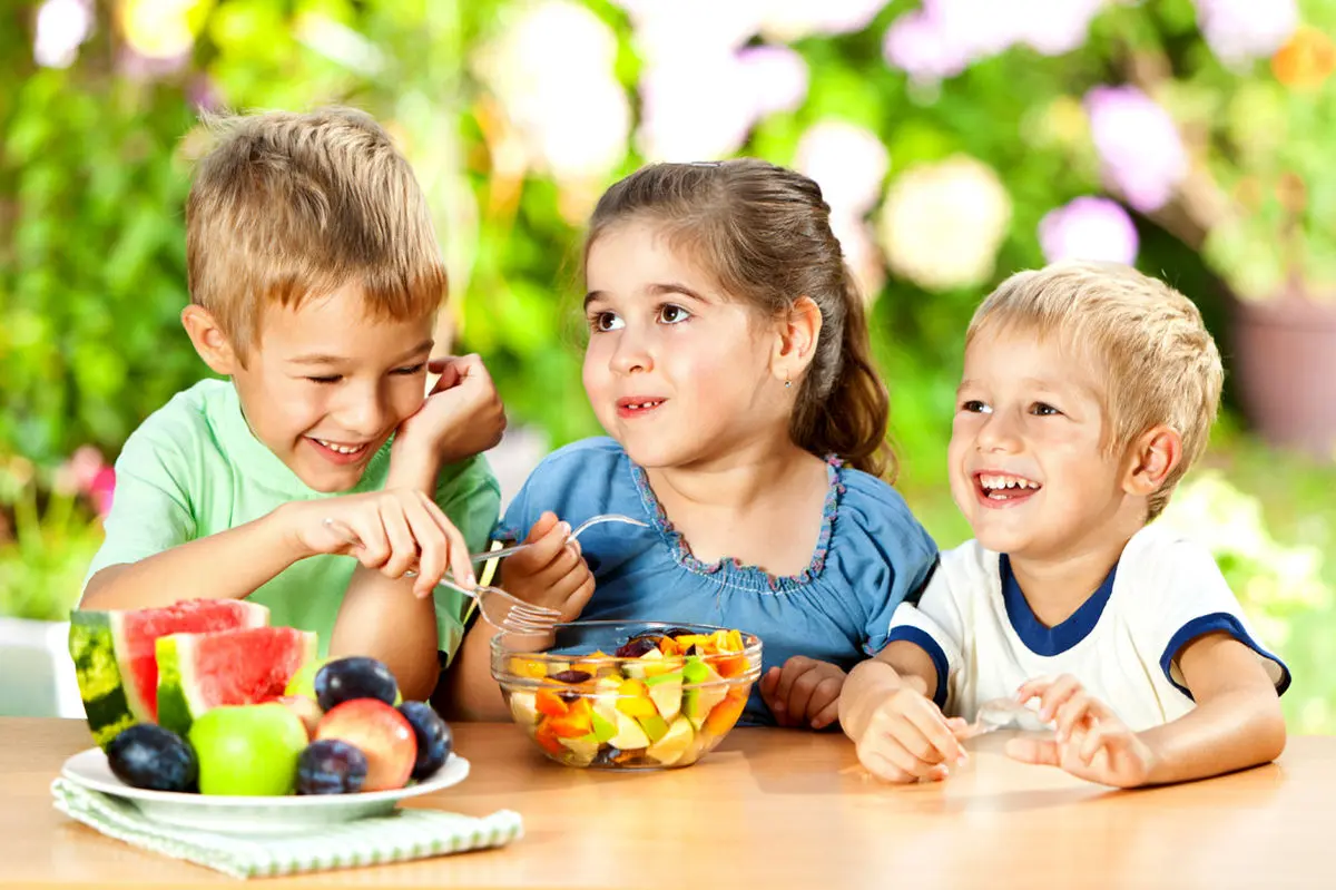 تغذیه مناسب برای کودکان: تضمین سلامتی آینده