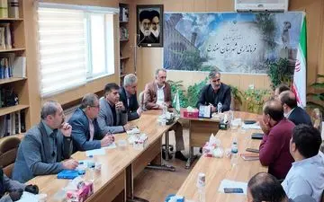 احداث ۱۸ زمین ورزشی در روستاهای سنندج در دستور کار قرار گرفت