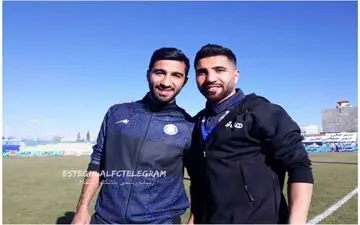 حاشیه بازی گل‌گهر و استقلال| عکس یادگاری کریمی و اسماعیلی/ از کاپیتان سیرجانی‌ها تقدیر شد