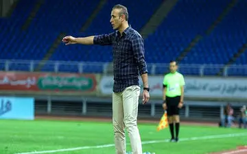 گل محمدی نابغه ای در حرفه مربیگری است