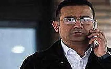 محمد راننده تاکسی مسافر زنش را به جای مقصد به زیر یک پل برد!