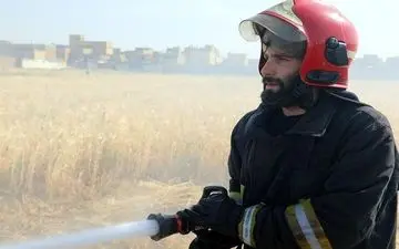 حریق گسترده مزرعه گندم در مشهد مهار شد