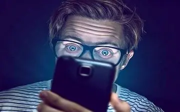 تله فوبیا یا اضطراب صحبت با تلفن غلبه کنیم؟