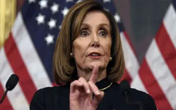 پلوسی: کرونا هشت میلیون نفر را در آمریکا فقیر کرد