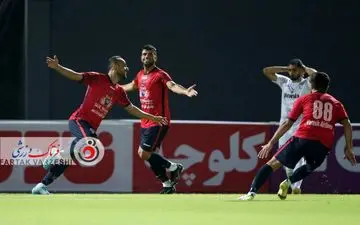 گزارش تصویری دیدار نساجی و ملوان 