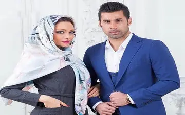 بوسه فوتبالیست مشهور بر همسرش در آسانسور+عکس