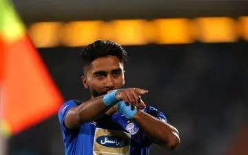 توصیه پزشکان به هافبک مصدوم استقلال؛ جراحی کن!