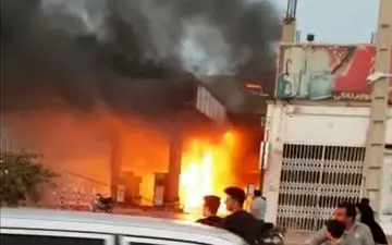 آتش‌سوزی در پمپ بنزین شهر رامهرمز