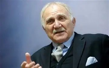 کلانی:تنها علی کریمی و مهدی مهدوی کیا مورد تایید من هستند