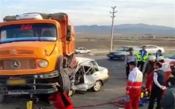 برخورد پراید با کامیون در زنجان سه کشته و ۲ مصدوم برجا گذاشت