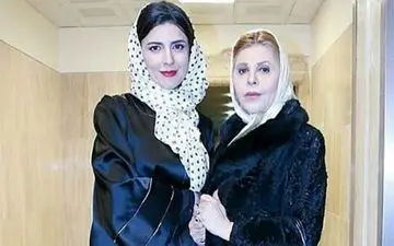  لیلا حاتمی در کنار مادرش