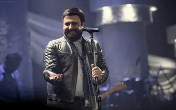 دیدار محمد علیزاده با طرفدارانش/ طنین ماه عسل در پایتخت می‌پیچد