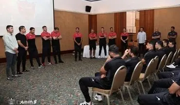 وحید هاشمیان به پرسپولیس بازگشت: "خوشحالم به تیم خودم برگشتم!"
