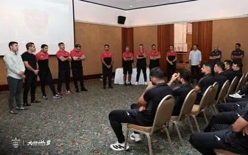 وحید هاشمیان به پرسپولیس بازگشت: "خوشحالم به تیم خودم برگشتم!"
