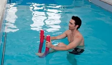 تمرینات آب درمانی برای زانو | تسکین درد و بهبود عملکرد زانو با آب درمانی + ویدئو
