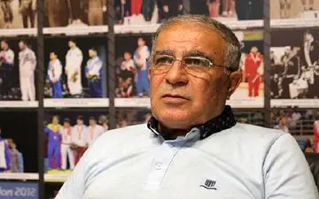 روشن: جای مدیران باشگاه بودم پول شفر را نمی‌دادم تا استقلال محروم شود