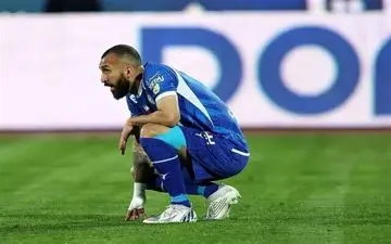 حضور چشمی در تمرینات گروهی استقلال

