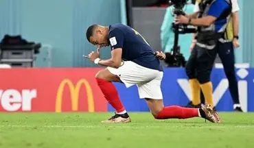 فرانسه با دبل امباپه اولین تیم صعود کننده لقب گرفت 