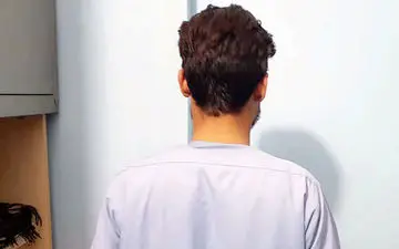 انگیزه‌های پسر دخترنما با حضور بین دختران/ شکایت دختر جوان او را به دام انداخت 