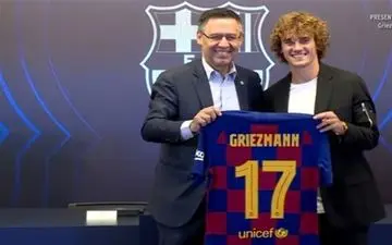 معارفه گریزمان در ورزشگاه خالی نوکمپ 