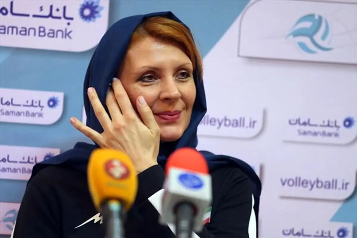 سرمربی تیم ملی والیبال بانوان ایران: تیم ملی بانوان ایران را دوست ندارم/ زنان ایرانی زشت هستند!