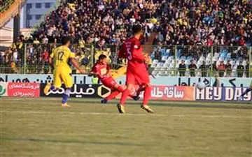 مهاجم شهرداری ماهشهر: به نظر شما این سوت ها مشکوک نیست؟