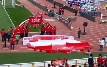  گزارش لحظه به لحظه حواشی دیدار پرسپولیس و سپید رود و جشن قهرمانی 