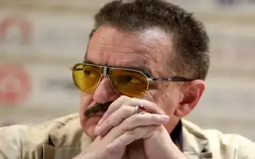 مالک تراکتور از جذب دروازه‌بان خارجی خبر داد؛ زنوزی: سپاهان به خاطر آلوز محروم می‌شود