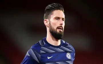 ژیرو بر سر دوراهی تمدید قرارداد یا جدایی از چلسی
