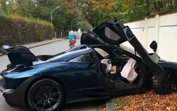 بدشانسی بزرگ؛تصادف خودرو گران قیمت چند ساعت بعد از تحویل