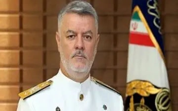 فرمانده نیروی دریایی ارتش عازم چین شد