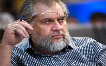 واکنش نادر طالب زاده به تحریم خود و همکارانش در کنفرانس افق نو توسط آمریکا + فیلم 