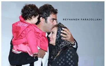 بوسه آقای کارگردان بر پیشانی همسر بازیگرش/عکس