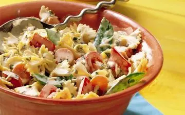 سالاد ماکارونی رو اینطوری درست کن| طعمش بینظیر میشه