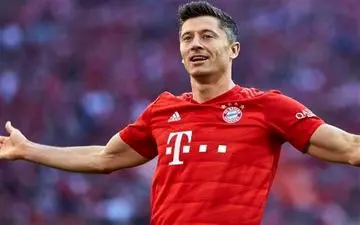 ستاره گلزن قرمزپوشان ۴ هفته خانه‌نشین شد