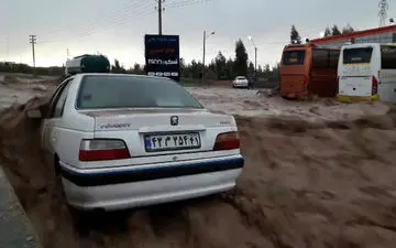 فیلم/  سیل ناگهانی در قم!