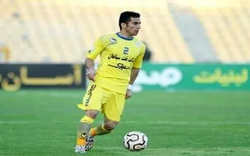  چراغ سبز یک بازیکن به قرارداد با استقلال