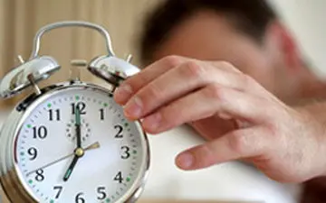  علائم پرخوابی و راه های درمان آن